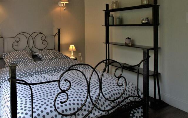 Gîte Pougy, 3 pièces, 4 personnes - FR-1-543-177