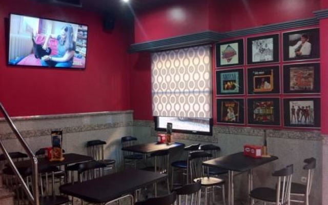 Hostal Descalzos