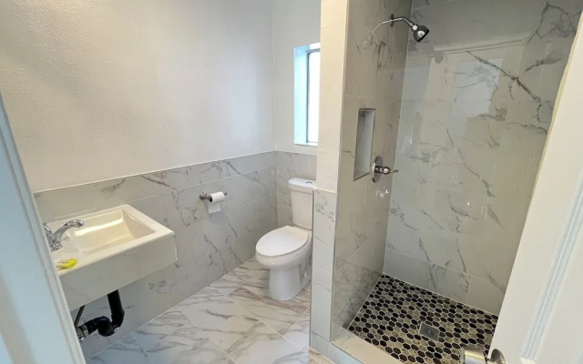 Griffith Park Motel - LA Hollywood Area