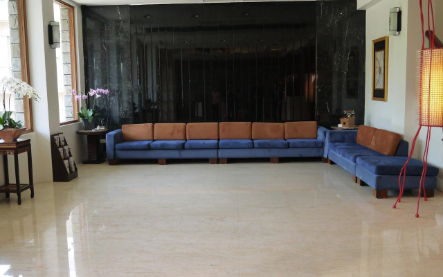 Hua Ge Hot Spring Hotel