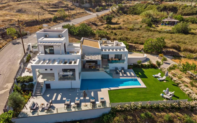 Eolia Villa, beach relaxation, By ThinkVilla