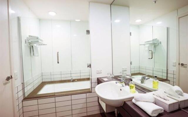 Element Escapes Luxury Apartments