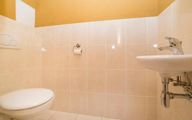 Great Terrace in Big, Central Flat