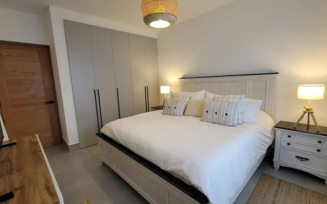 New Exclusive 1BR Condo Capcana With Terrace
