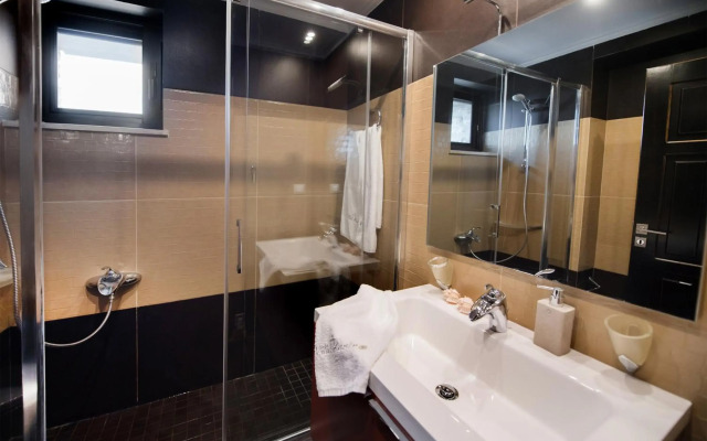 Luxurious Villa Kastro