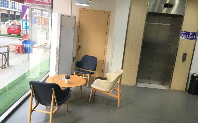 Hanting Guangzhou Baiyun Station Huangshi West Rd