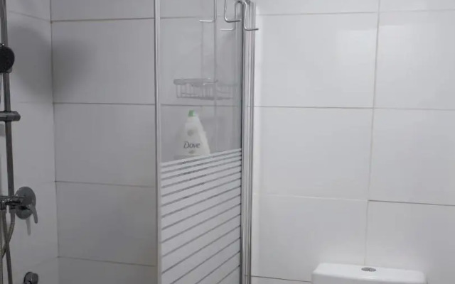 Studio Apartment 12 Minutes from Bahai's garden