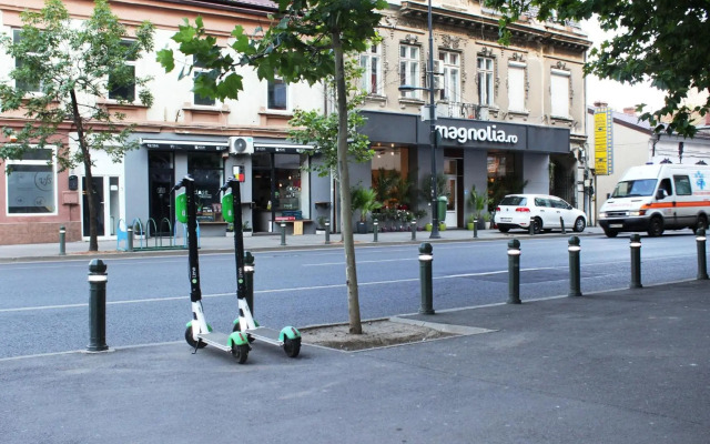 Modern apartment city center 2