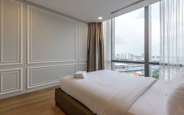 Somi Luxstay Landmark 81