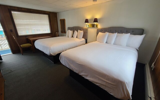 The Crest - Hampton Beach