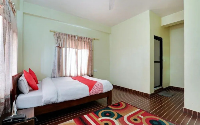 OYO 588 Hotel The Lake