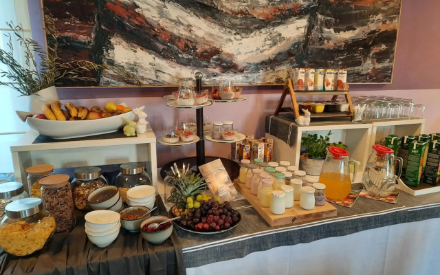 Vela Vrata Hotel