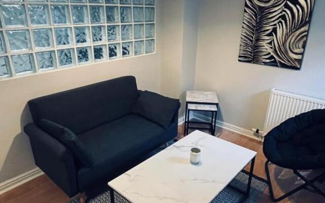 Cosy studio flat