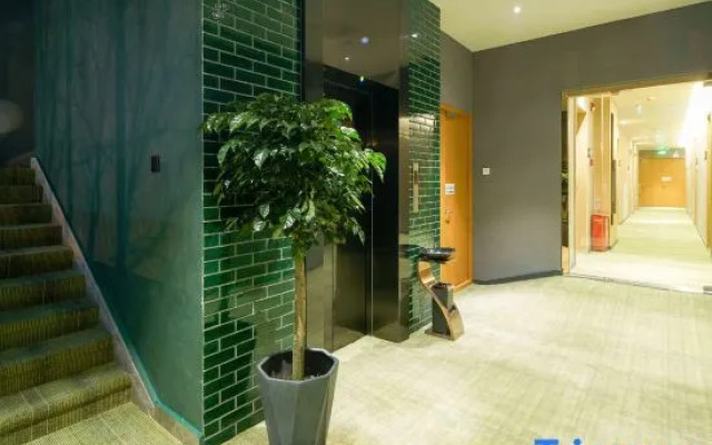 TRUE GO Hotel (Beijing Tiantan Fangzhuang Subway Station)