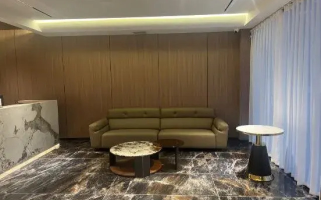 Pullman Hotel (Huaiyuan County Government Store)