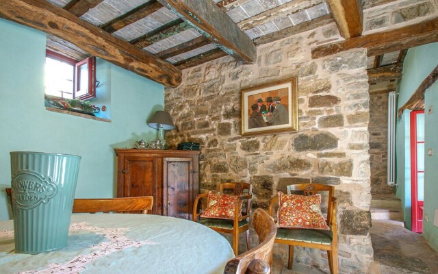 Beautiful Apartment in Villagrande di Monteco With 2 Bedrooms