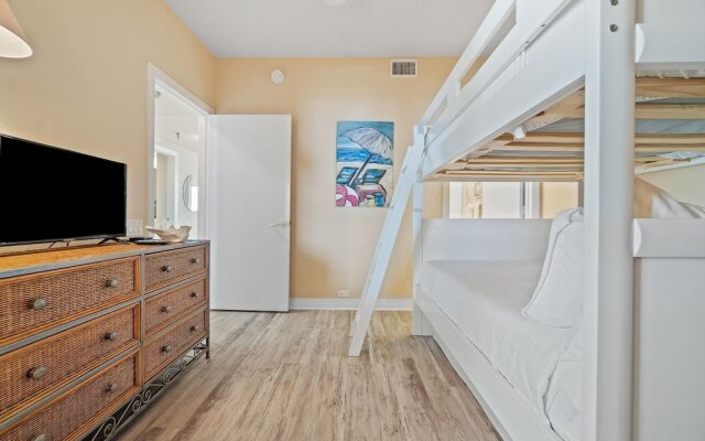 Beach Colony Tower Penthouse 17C