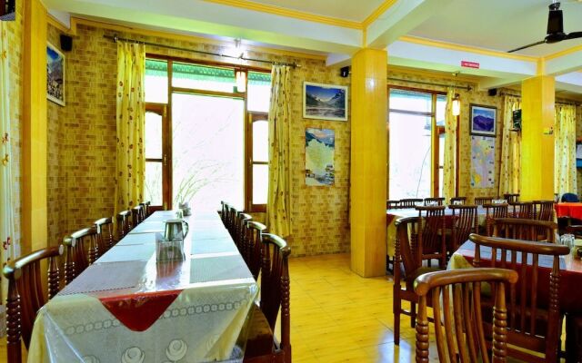 OYO 35518 Hotel Trekkers Nest