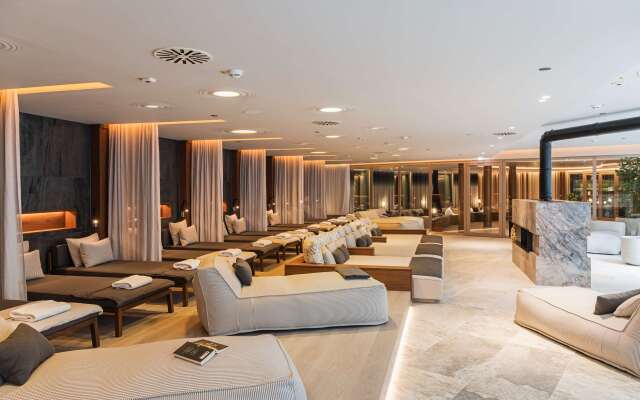 Infinity Hotel & Conference Resort Munich