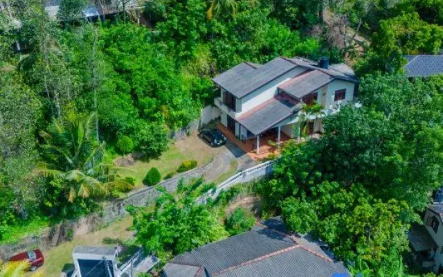 4- Bedroom Green Oasis in Kandy