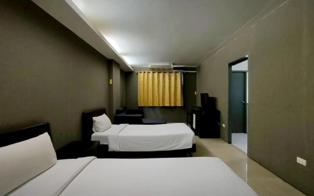 Colonna Hotel Du Golf