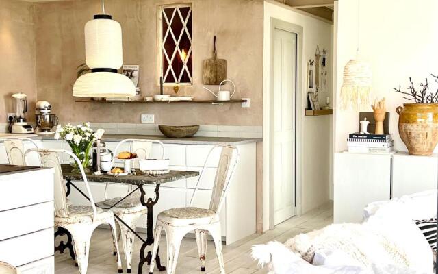 Pearl Beach House