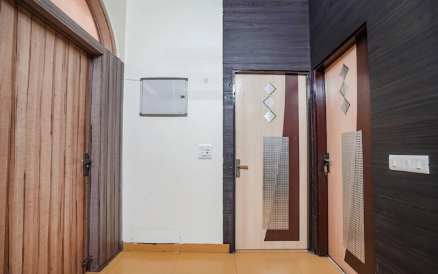 Fabhotel Rivlet Premium