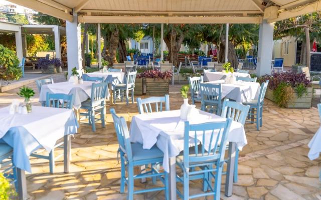 Melina Beach Hotel