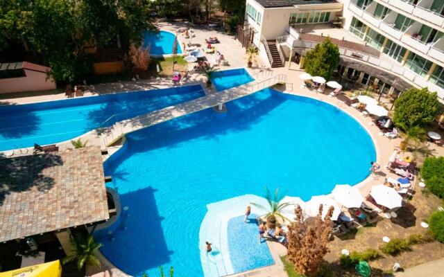 Grand Hotel Nirvana - Sunny Beach