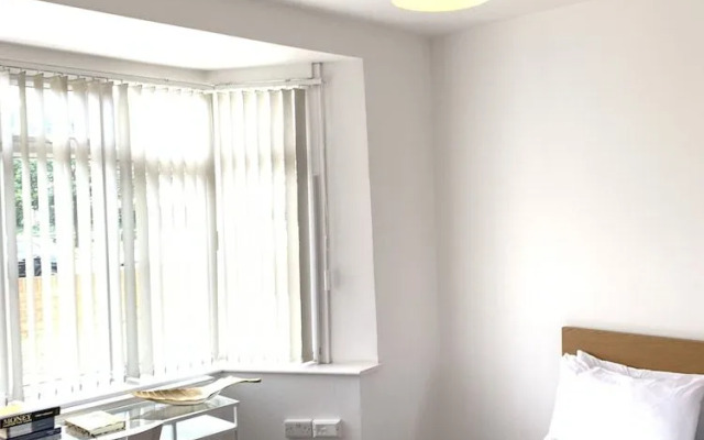 The Great Airport Place