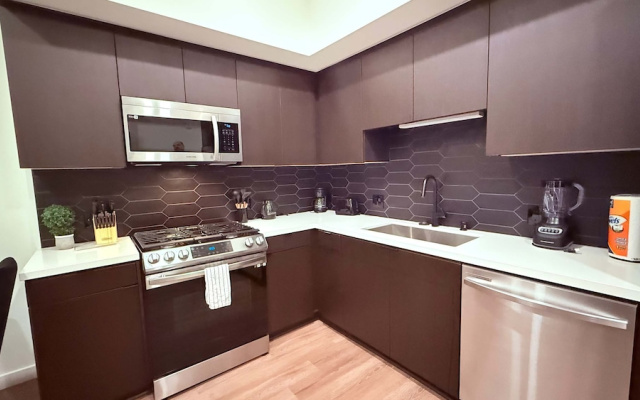 Luxury 1BR by Oneluxstay