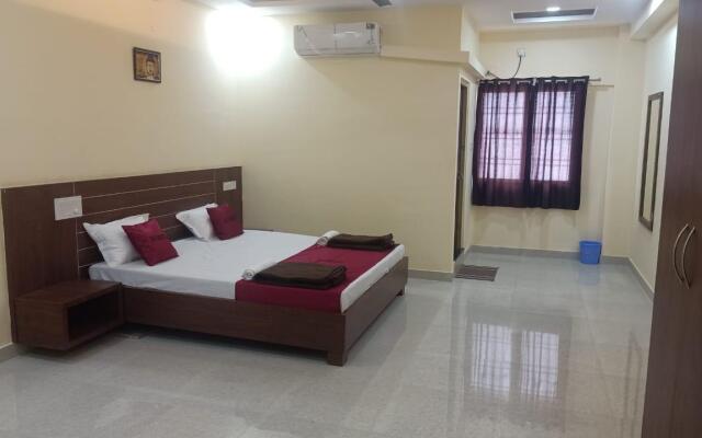 CAPITAL O 82703 Sai Comforts