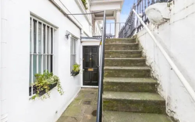 South Kensington Serviced Studio with Spa
