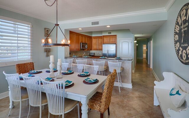 Azure 218 4 Bedroom Condo