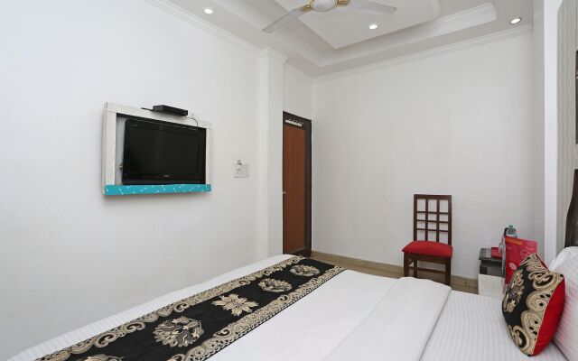 OYO 9042 Hotel Jai Balaji