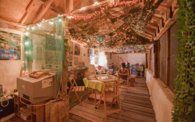 Pelican Lake Guesthouse