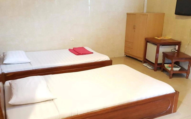 Lucky 2 Guesthouse