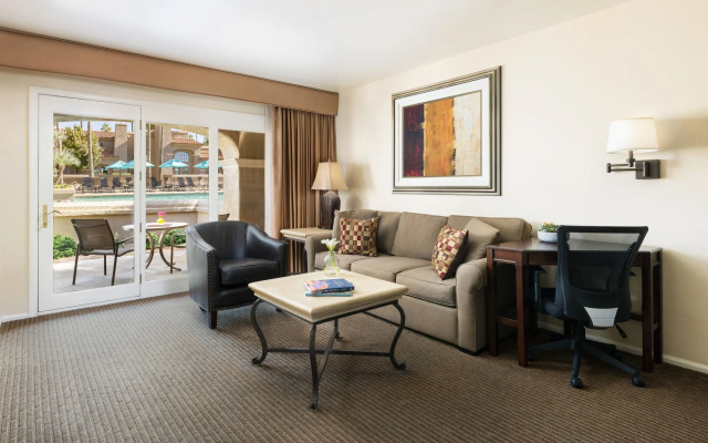 Scottsdale Plaza Resort