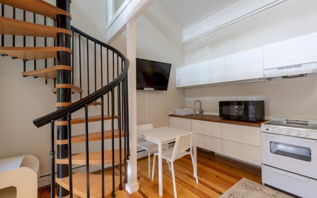 Charming Mountain Loft With Terrace