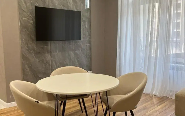 Apartments on 46/5 Turan Avenue