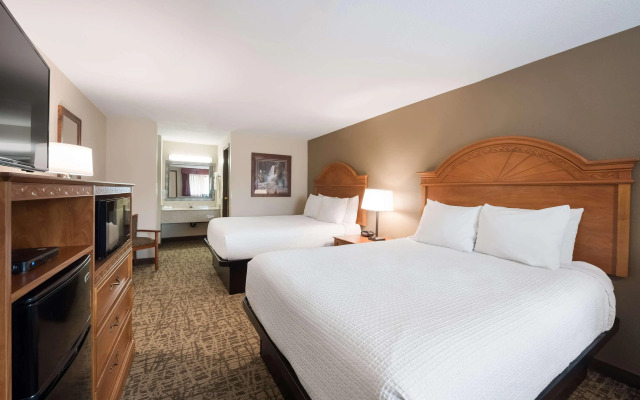 Best Western Bidarka Inn