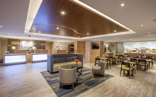 Holiday Inn Express Saint John Harbour Side by IHG