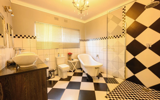 Graceland Guest House
