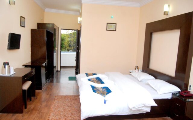 The Monal's Nest Resort