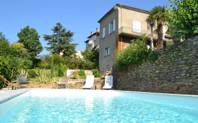 Maison Jaffran, Suite en Ville