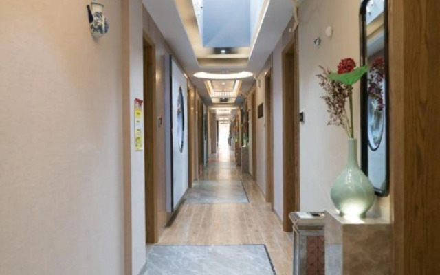 Ripple hotel(Jiashan RT Mart store)