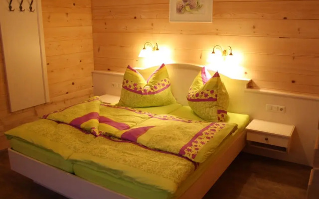 Beautiful Holiday Apartment in Leogang With Sauna