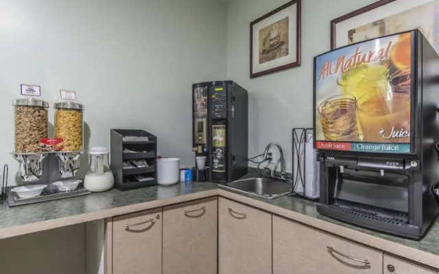 Econolodge Huntsville