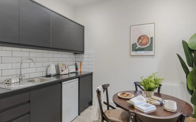 Your Apartment Tooting