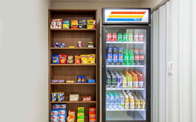 Baymont by Wyndham McDonough